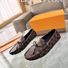 Louis Vuitton Low Shoes